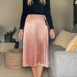 Rose Pleated Midi Skirt